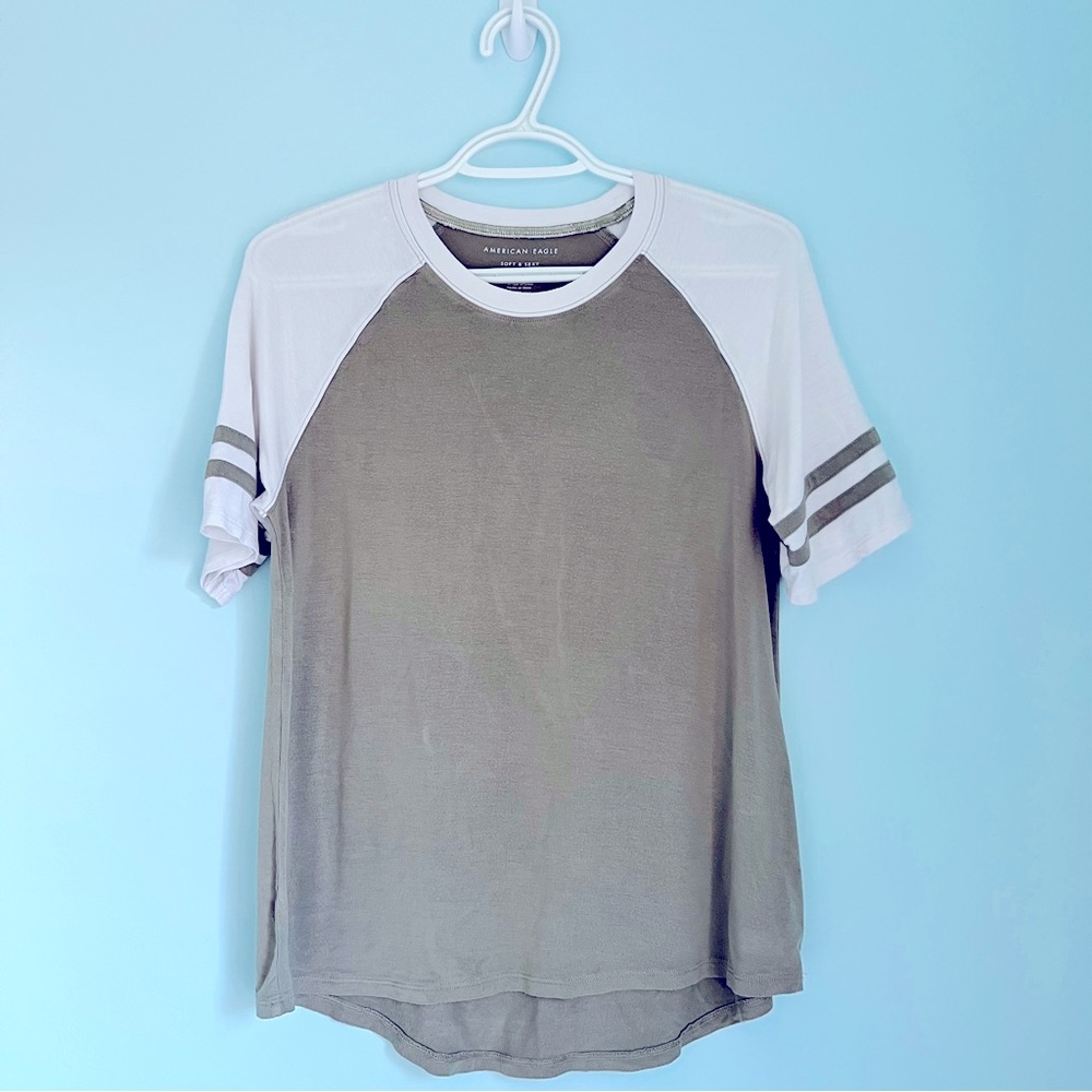 American Eagle Soft & Sexy Sage Green Short Sleeve Top (XS)